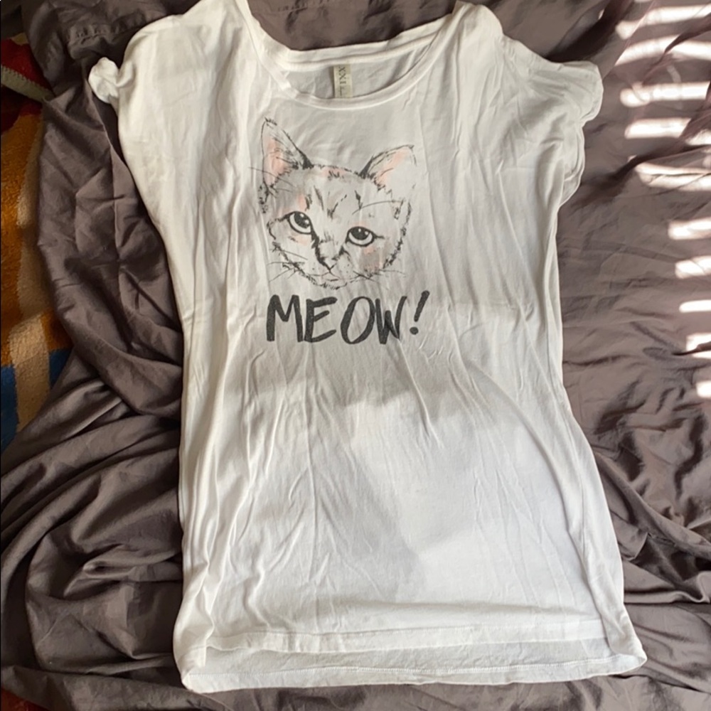White (very) oversized t-shirt.